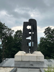 Monument au Héros inconnu du mont Avala