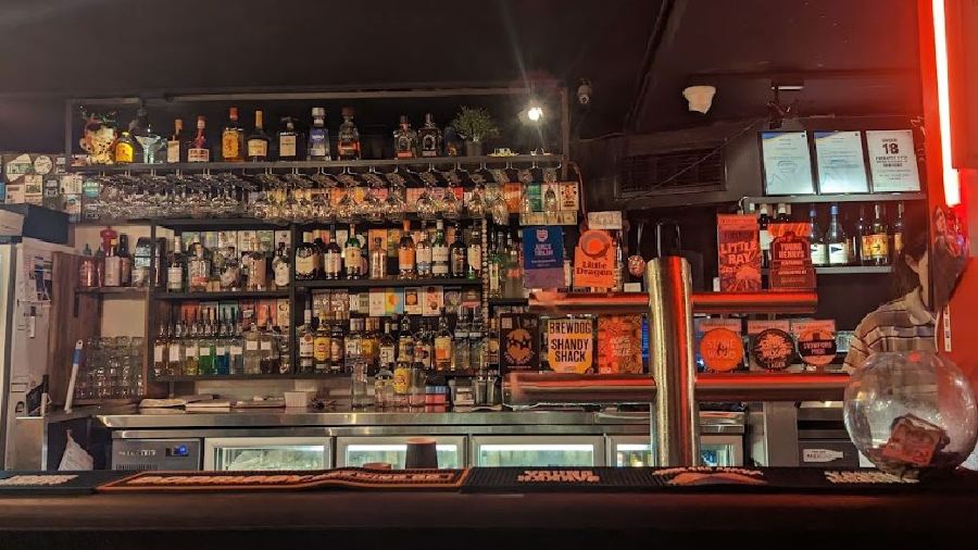 Brew Cafe & Wine Bar