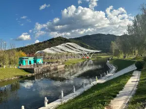 Tongjia River Tourist Resort