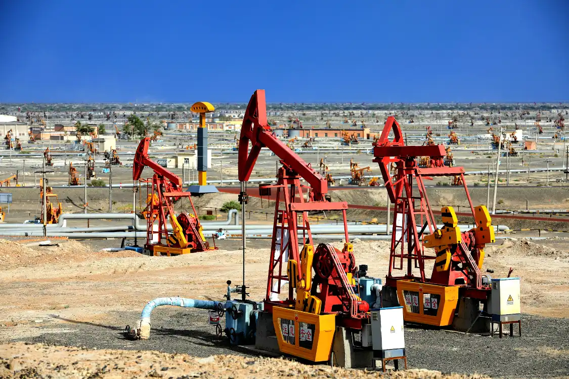 Hotels near Karamay Oil Field