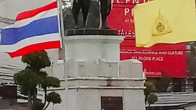 อนุสาวรีย์ท้าวเทพกระษัตรีและท้าวศรีสุนทร