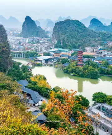 Hotels near Piled Silk Hill