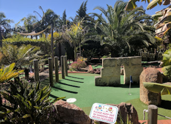 Supa Golf and Supa Putt