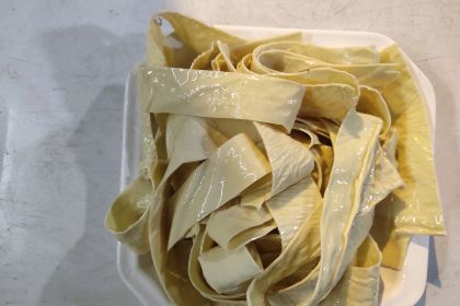 钢管厂五区小郡肝串串香(芳草地店)