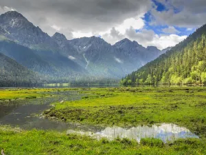 Wuxuhai Scenic Area