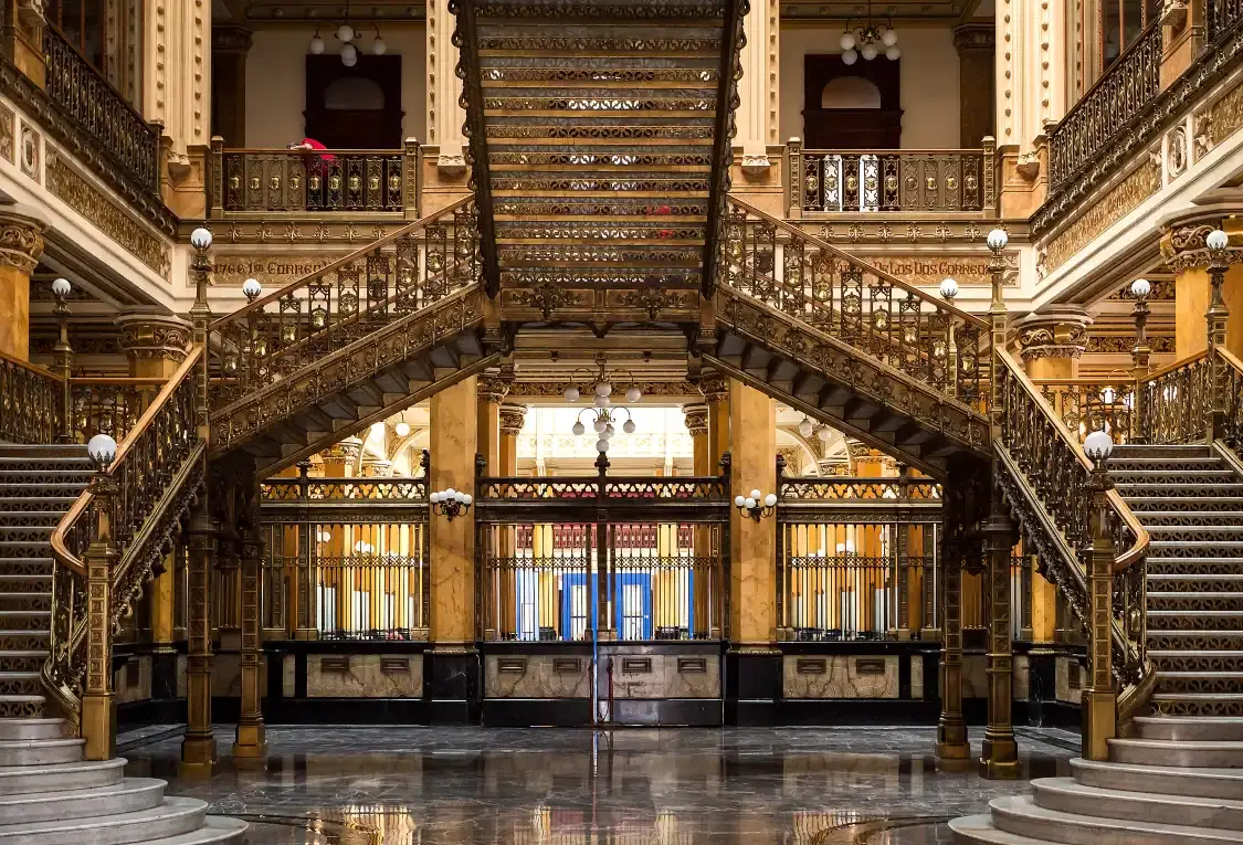 Hotels near Palacio Postal