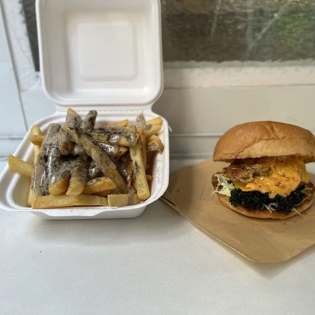 特色漢堡店之Nomad burger