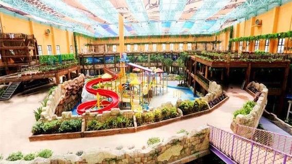 Litang Wenquan Jialeibishui Amusement Park