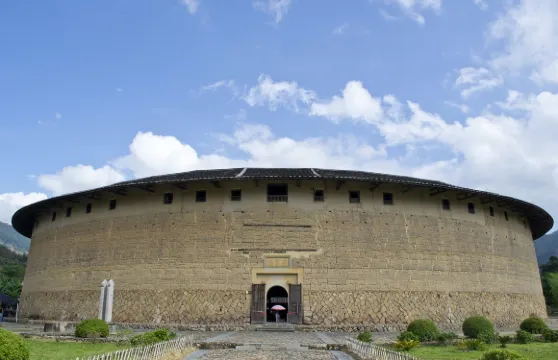 華安大地土樓群+二宜樓一日遊【8人小團/高速來回/老少皆宜】
