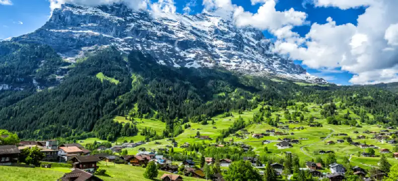 โรงแรมในอินเทอร์ลาเคิน