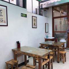 ZAI HUI SHOU User Photo