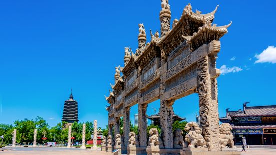 White Pagoda in Liaoyang