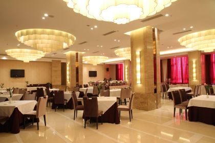 峨眉山月花园饭店茶楼