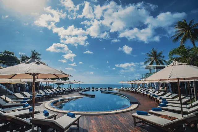 หนีเมืองไปติดเกาะกับ 8 ที่พักเกาะสมุย