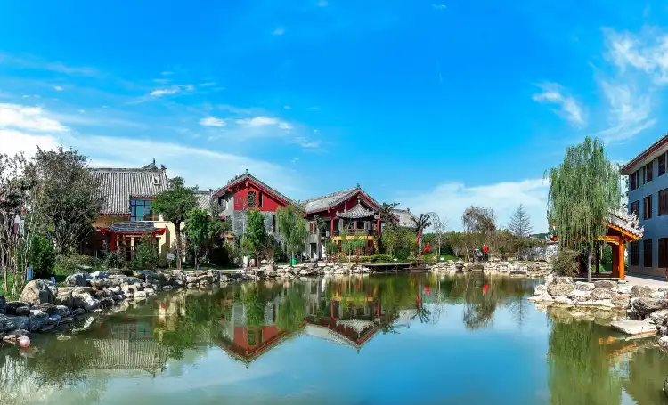 Hotels in Qian County