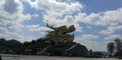 Feilongzhai Scenic Area