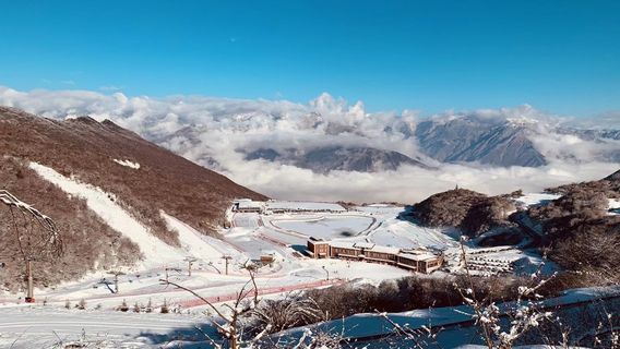 Skiing in Mao County