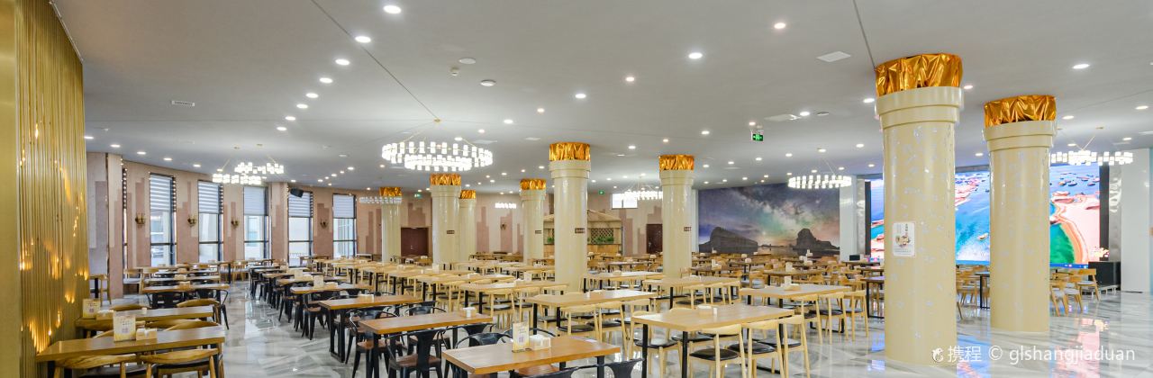 乌素特水上雅丹梦幻星空野奢度假酒店·雅丹之夜