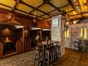 The Irishman Pub