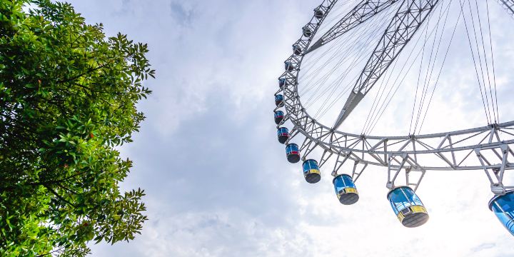 Shishi Shimao Skyscraper Ferris Wheel