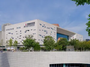 China Ceramics And Glass Museum