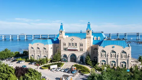 Dalian Natural History Museum attraction in Dalian