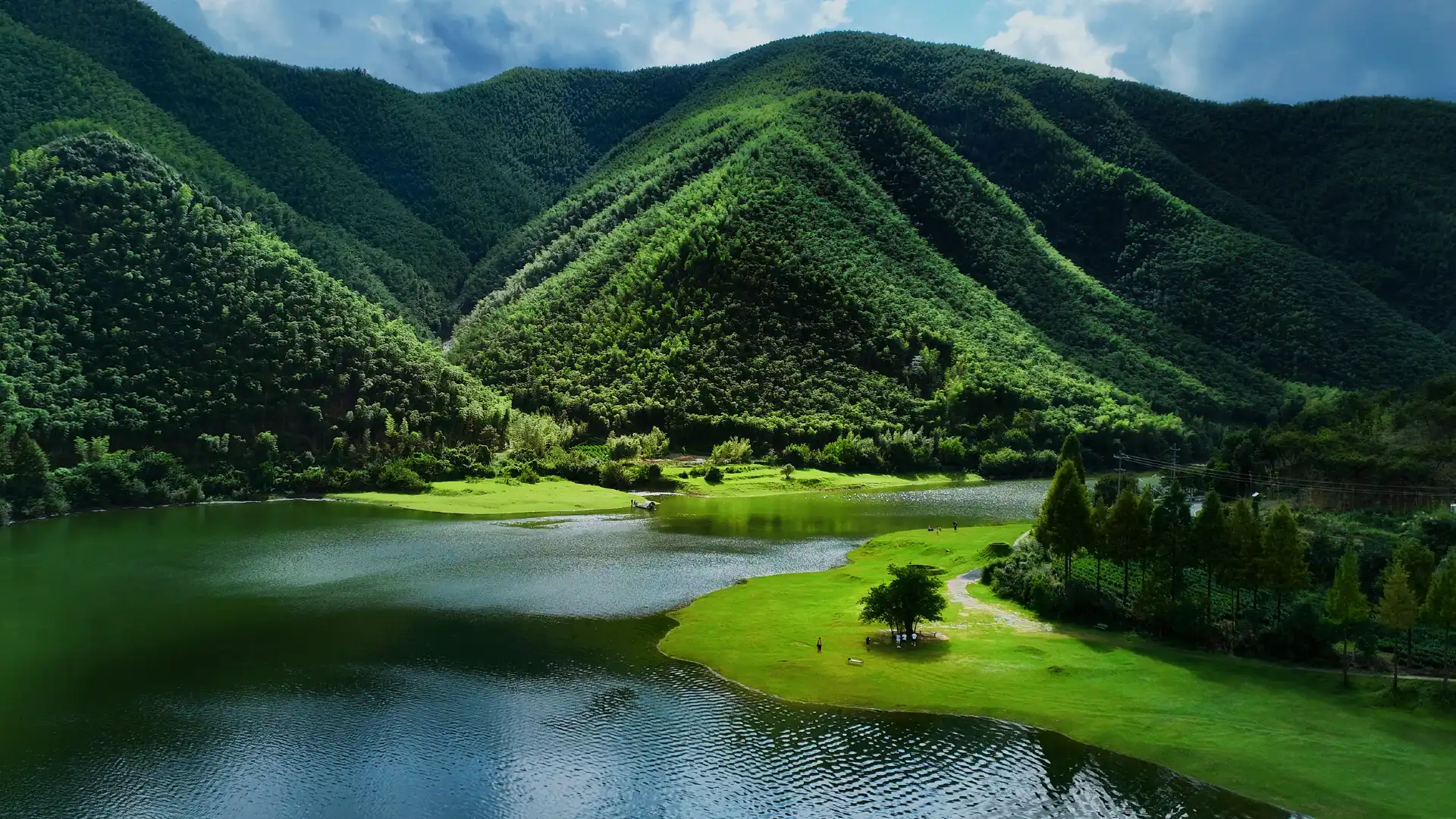 Hotels near Xiaohangkeng