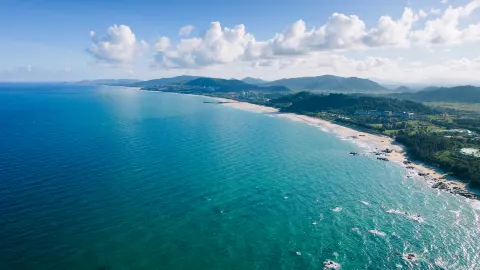 Xiangshui (Perfume) Bay attraction in Lingshui
