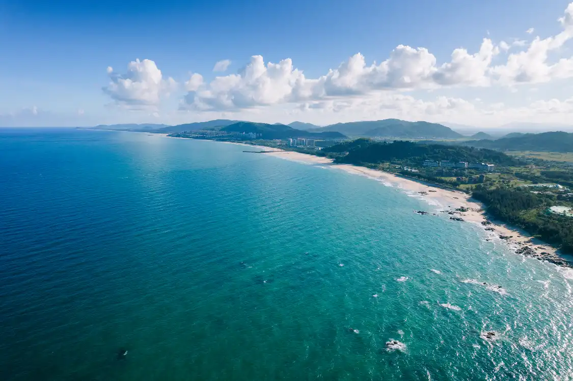 Hotels near Xiangshui (Perfume) Bay