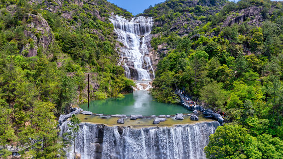 Tiantai Mountain Waterfall Scenic Area