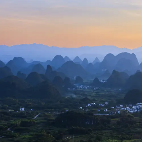 A large-scale ink painting of rivers and mountains, a must-visit spot