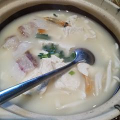 谷谷鸡海鲜(凉城店) User Photo