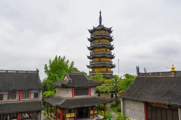 Hotels near Fuyang Museum