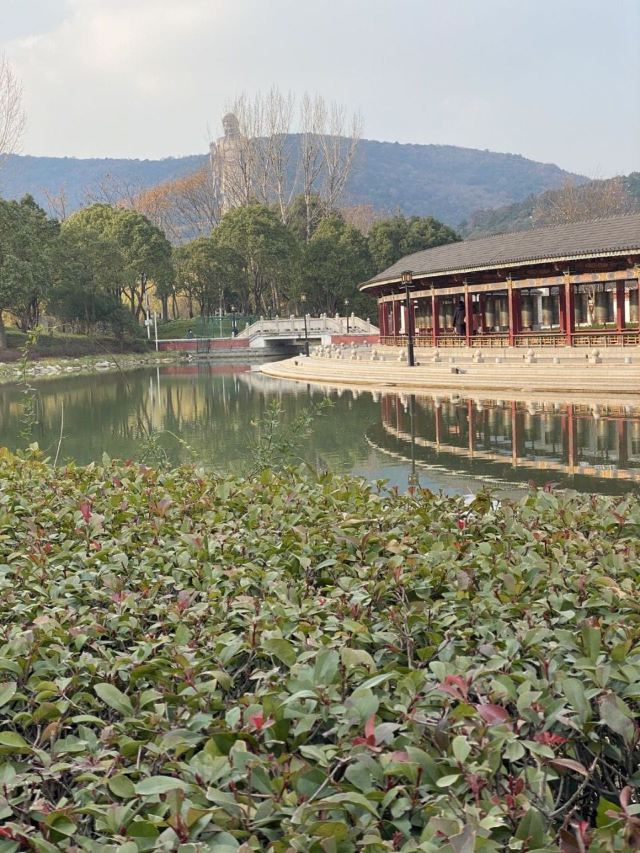 Lingshan Giant Buddha