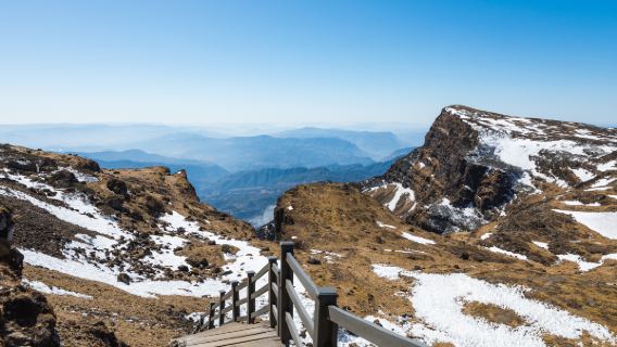 Lawatan Sehari Gunung Salji Kunming Jiaozi [Lawatan Pure 2-8 Orang + Tiket Pakej Termasuk] | Bas Charter Pilihan