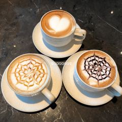 嘉兴福朋喜来登酒店大堂吧 User Photo