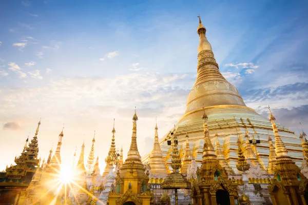 Hotels near Shwedagon Pagoda