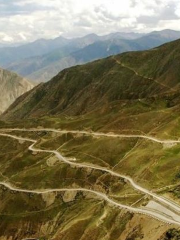 Ninety Nine Bends, Mount Emei