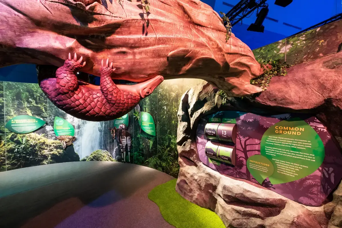 Singapore Science Centre: Popular Dinosaur Exhibition
