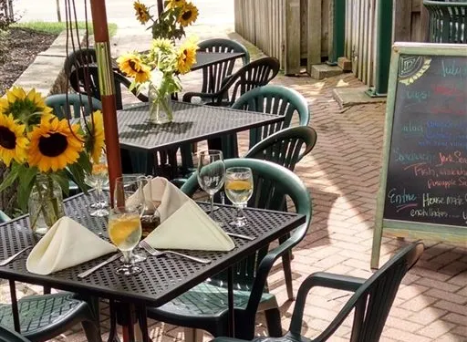 Chambers Walk Cafe & Catering