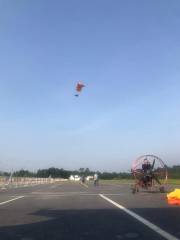 雲門山動力滑翔傘