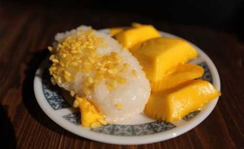 Mae Varee Mango Sticky Rice