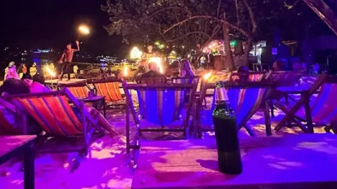 Stones Bar in Phi Phi Islands
