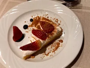 L'EssenCiel Bar and Restaurant