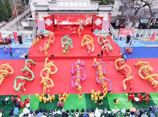 Northern Zhejiang Qianlong Lantern Festival | qian yuan zhen fei yi guan