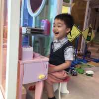  [ 紙飛機親子餐廳 ] | 自然的木系風遊戲室 香港親子好去處