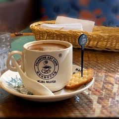 Calanthe Art Cafe User Photo