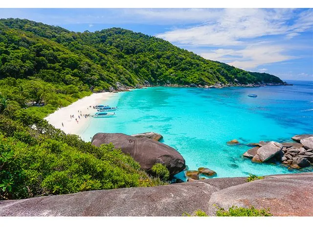 6 อันดับเกาะ ที่คุณสามารถสนุกได้ในฤดูหนาวปี 2568