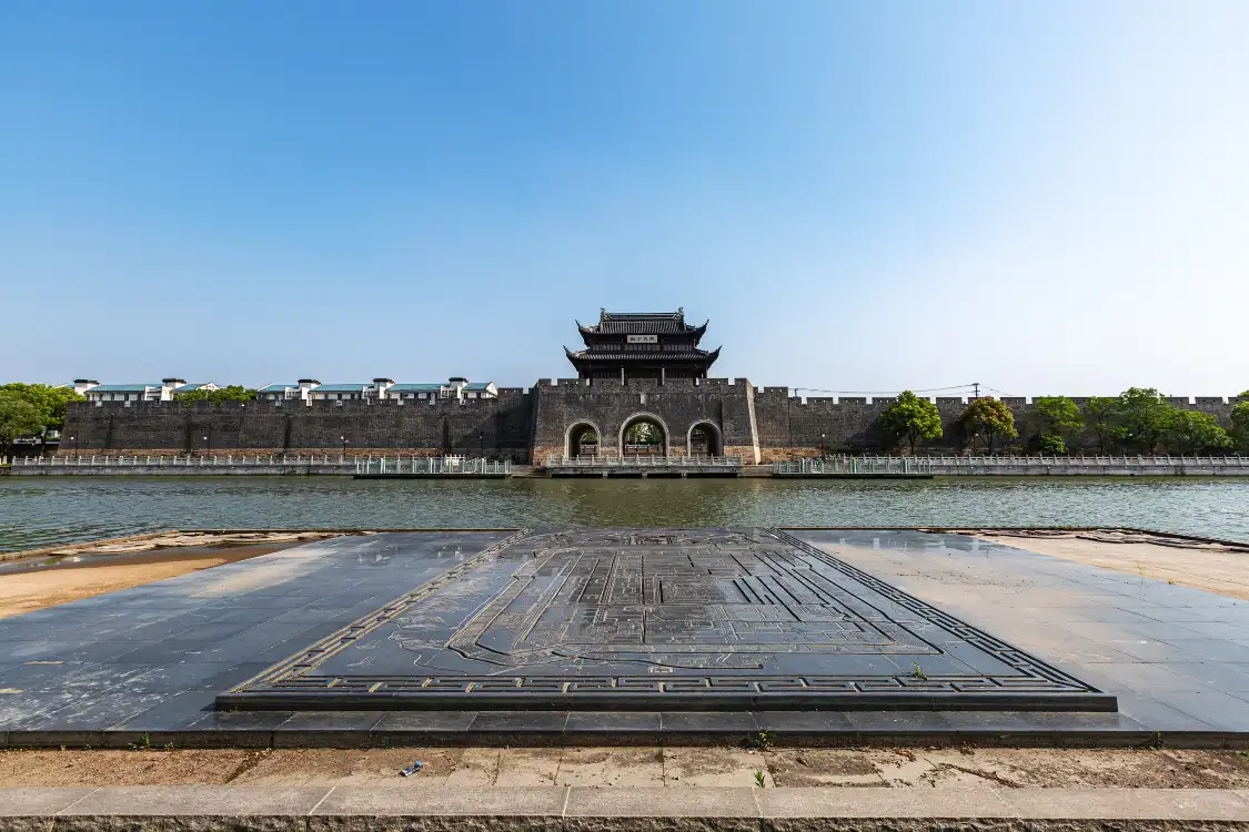 Hotels near Suzhou Art Academy