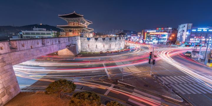 水原華城
